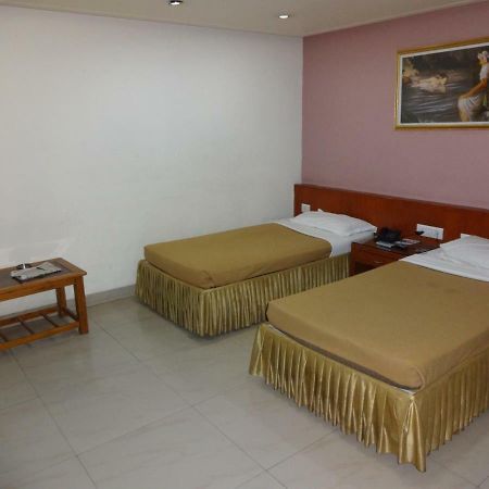 Hotel Amar Vilas Bhopal Bagian luar foto